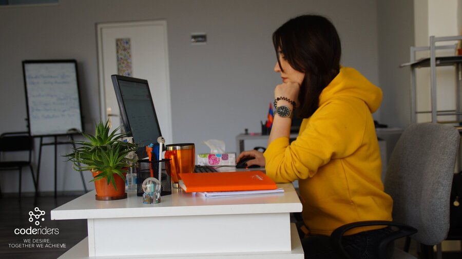 Software outsourcing helped business cope with crisis and find alternatives during COVID-19 Outsourcing software development solutions helped the worldwide economy during the pandemic