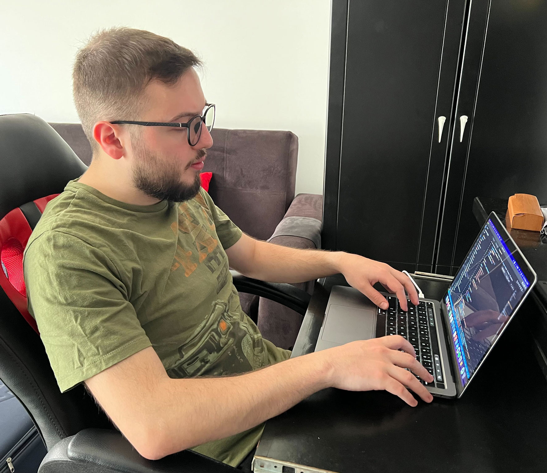 Reactjs software developer Garod working remotely CodeRiders software development company reactjs developer Garod working remotely